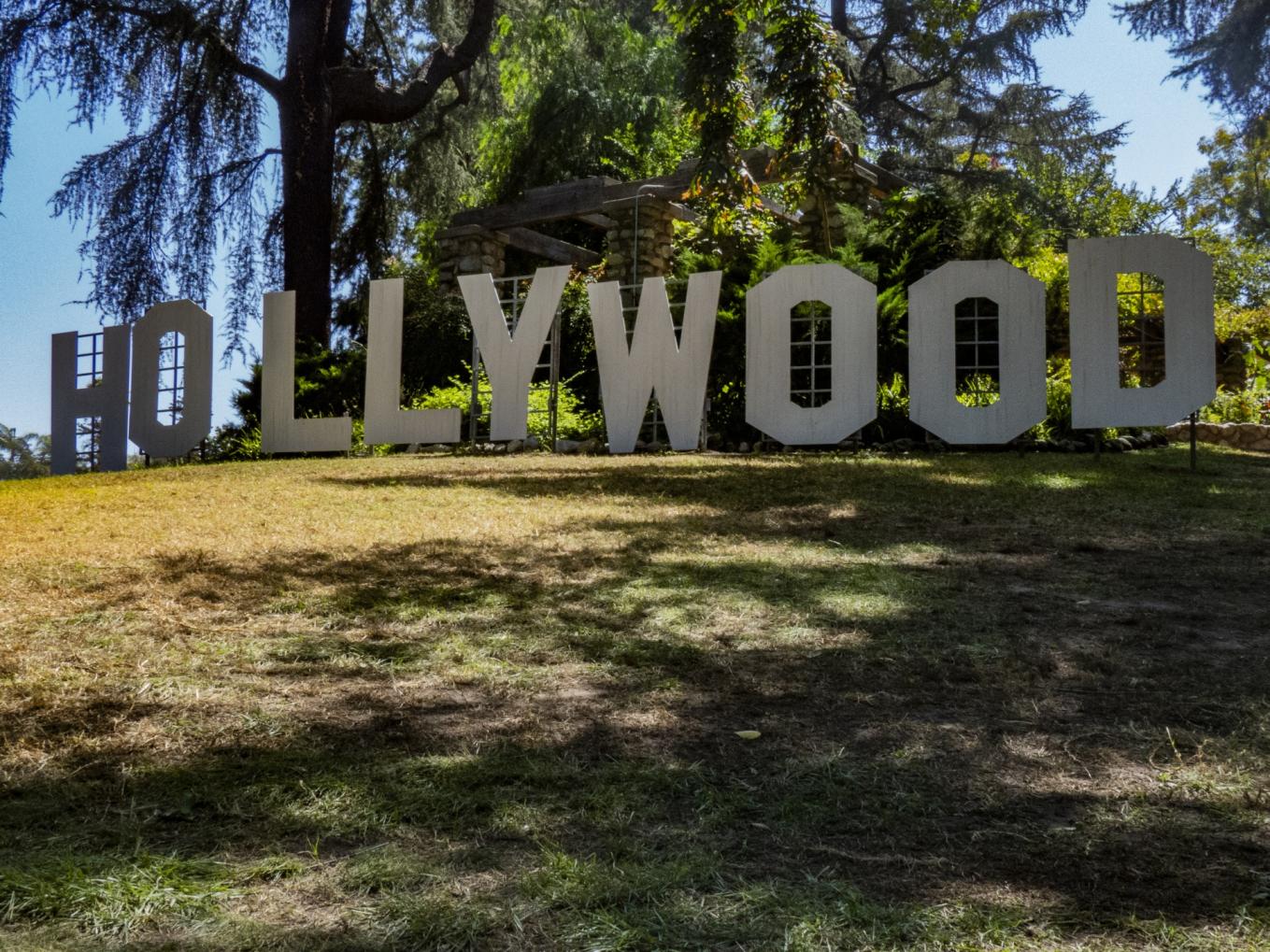 Quais são as características mais exclusivas das casas de celebridades em Hollywood?